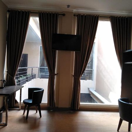 Malang City Boulevard Homestay Exteriör bild