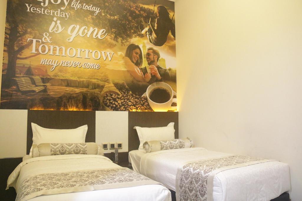 Malang City Boulevard Homestay Exteriör bild