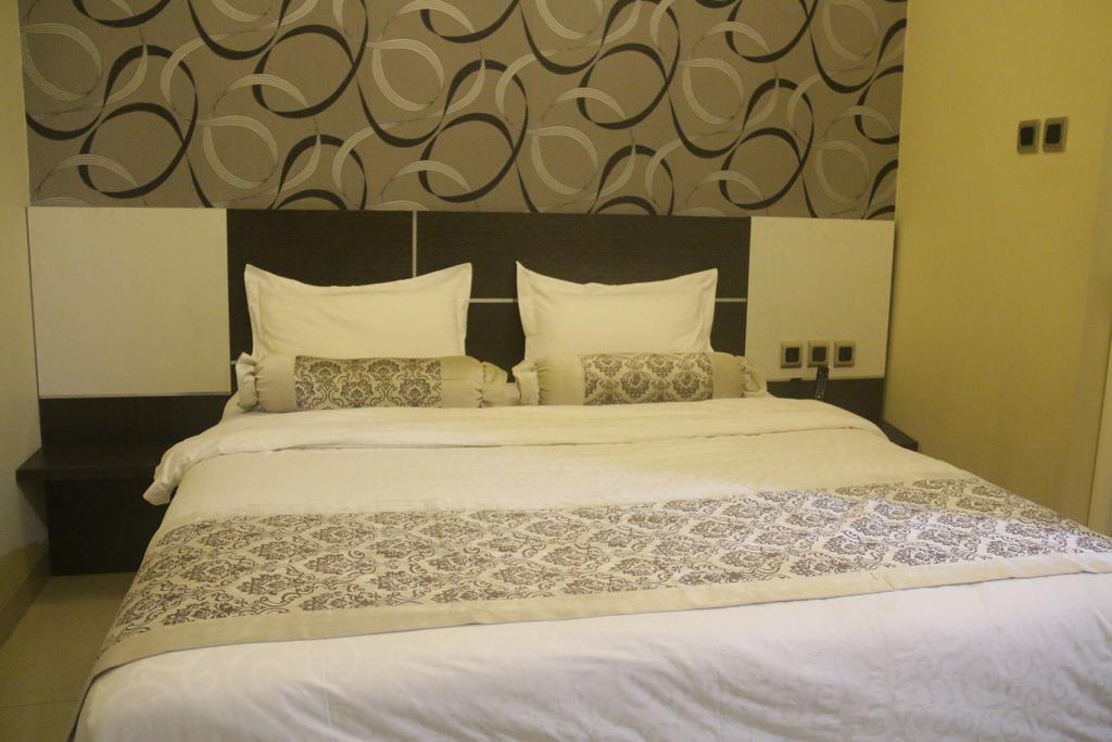 Malang City Boulevard Homestay Exteriör bild
