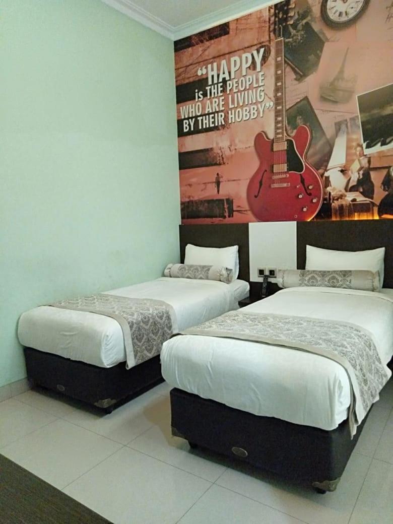 Malang City Boulevard Homestay Exteriör bild